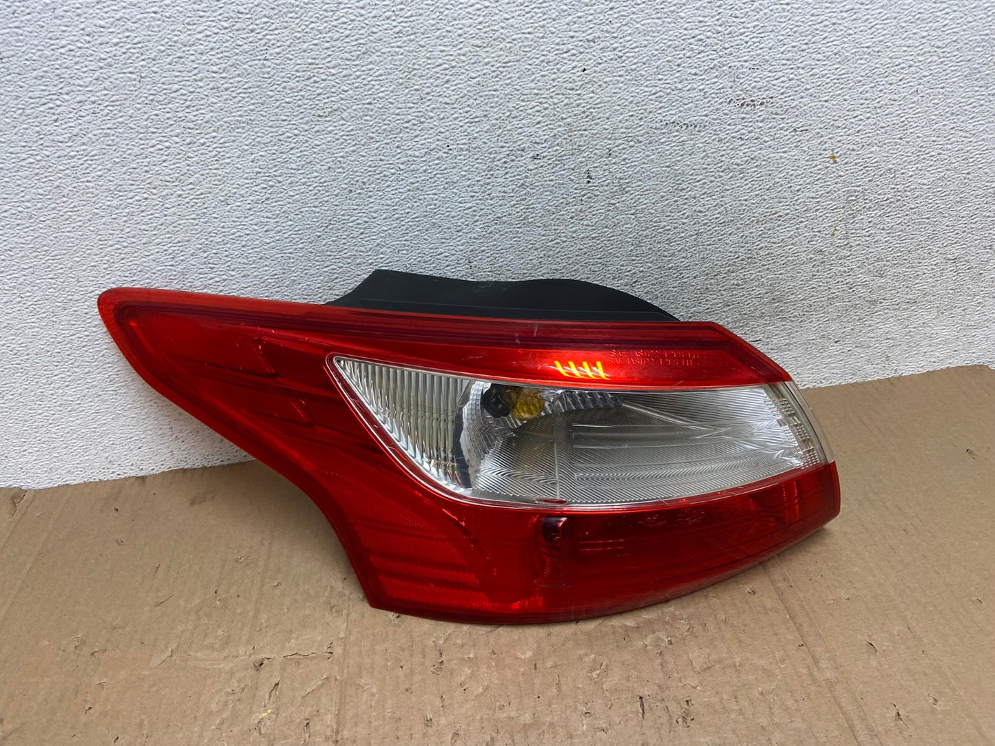 2012 2013 2014 Ford Focus Sedan Left Driver Lh Side Tail Light AE9067 LK0