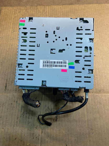 2011-2012 Ford Flex Dash AM/FM Radio CD Player CA8T-18D822-AA y7239 DG4