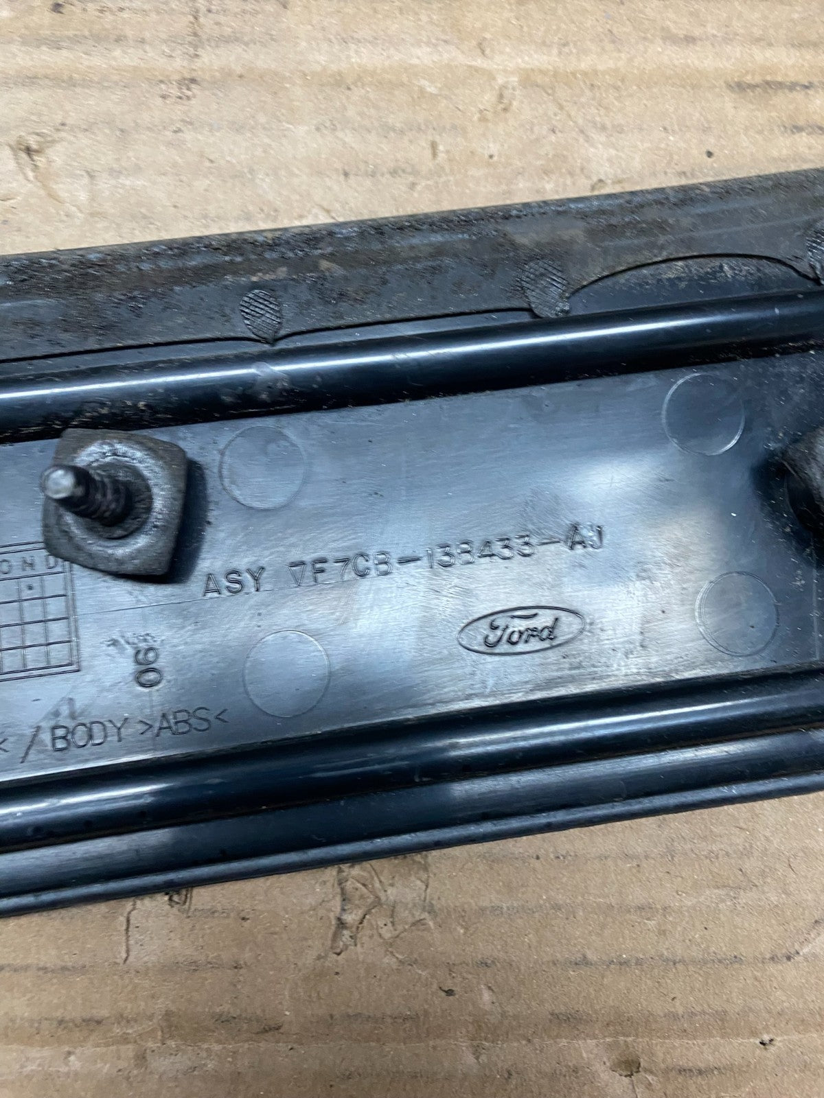 1998-2003 Ford Escort Sedan Rear Center Lid Mounted Tail Light v3387 DG11