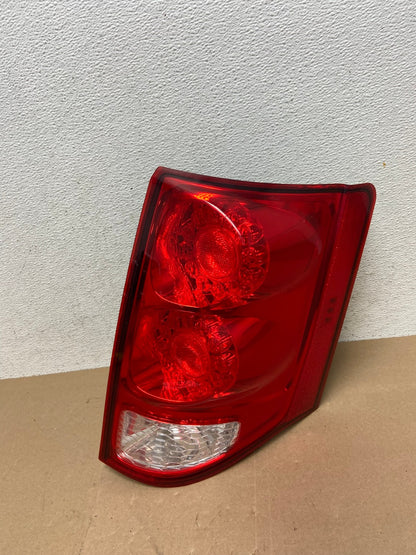 2011 - 2018 Dodge Grand Caravan Right Passenger RH Tail Light Led AE6651 LK0