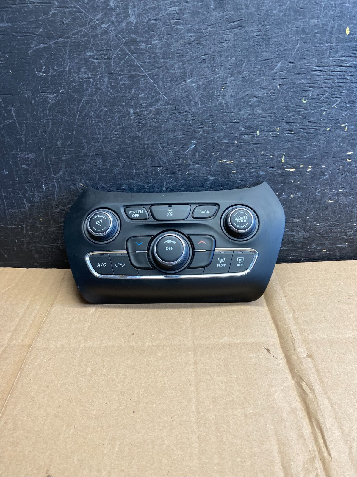 2014 to 2017 Jeep Cherokee Heater Climate Temperature Control AI5966 DG0