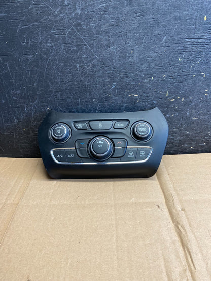 2014 to 2017 Jeep Cherokee Heater Climate Temperature Control AI5966 DG0