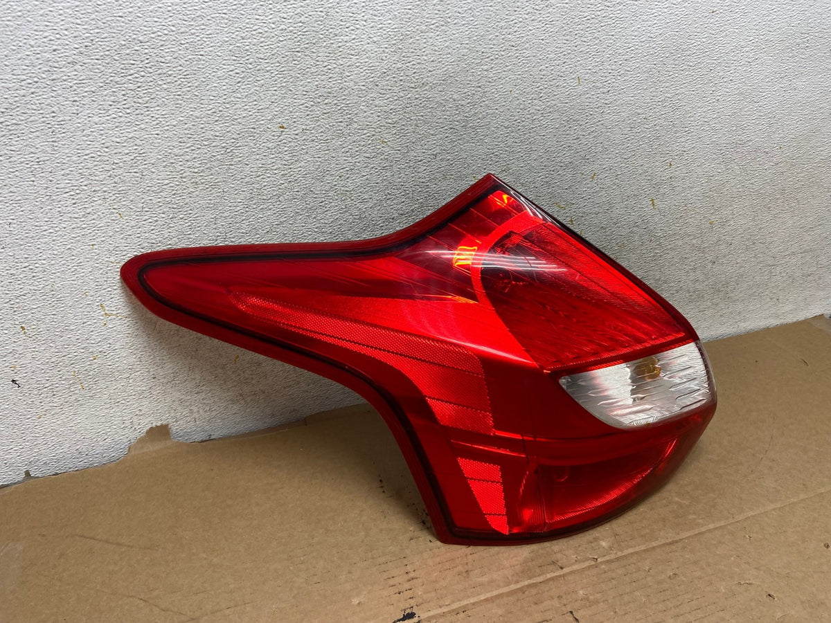 2012 2013 2014 Ford Focus Tail Light Hatchback Left Driver Lh Side AH7807 LK1