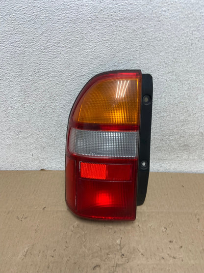 1999 to 2003 Suzuki XL-7 Vitara Left Driver LH Side Tail Light AG9051 LK0