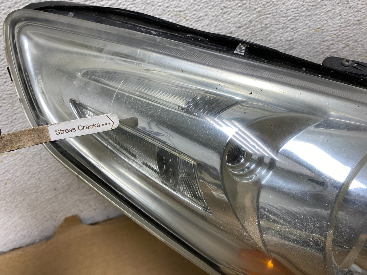 2010-2012 Infiniti G37 Right Passenger Side Xenon HID Headlight AH7785 DW4