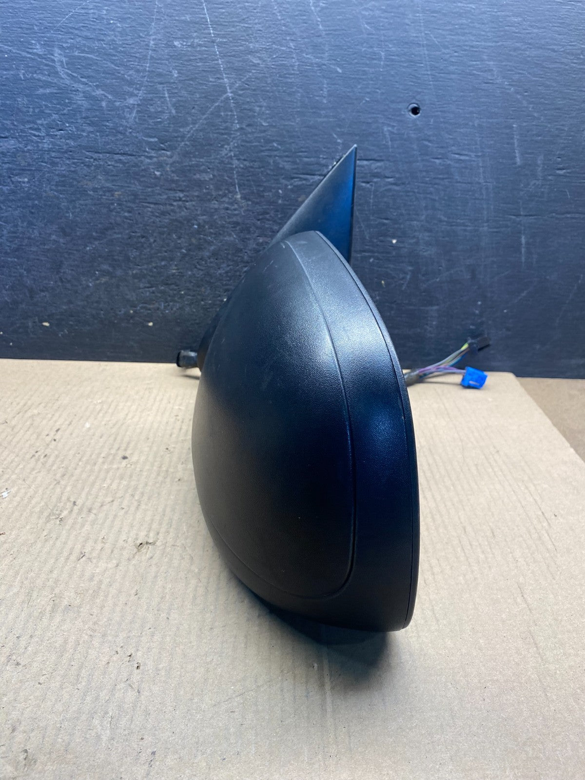 2003-2006 Chevrolet Tahoe Suburban Left Driver LH Turn Door Mirror AH4533 DW10