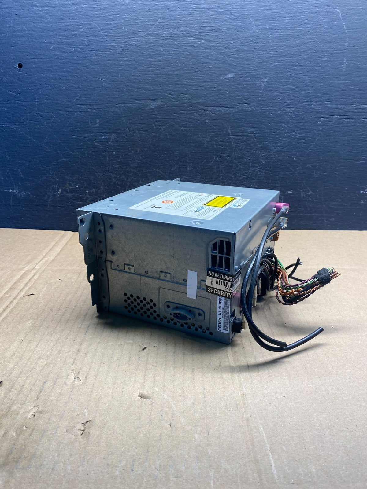 2010-2012 BMW 5-Series Harman/Becket Radio Audio Amplifier Amp AD1681 DG1