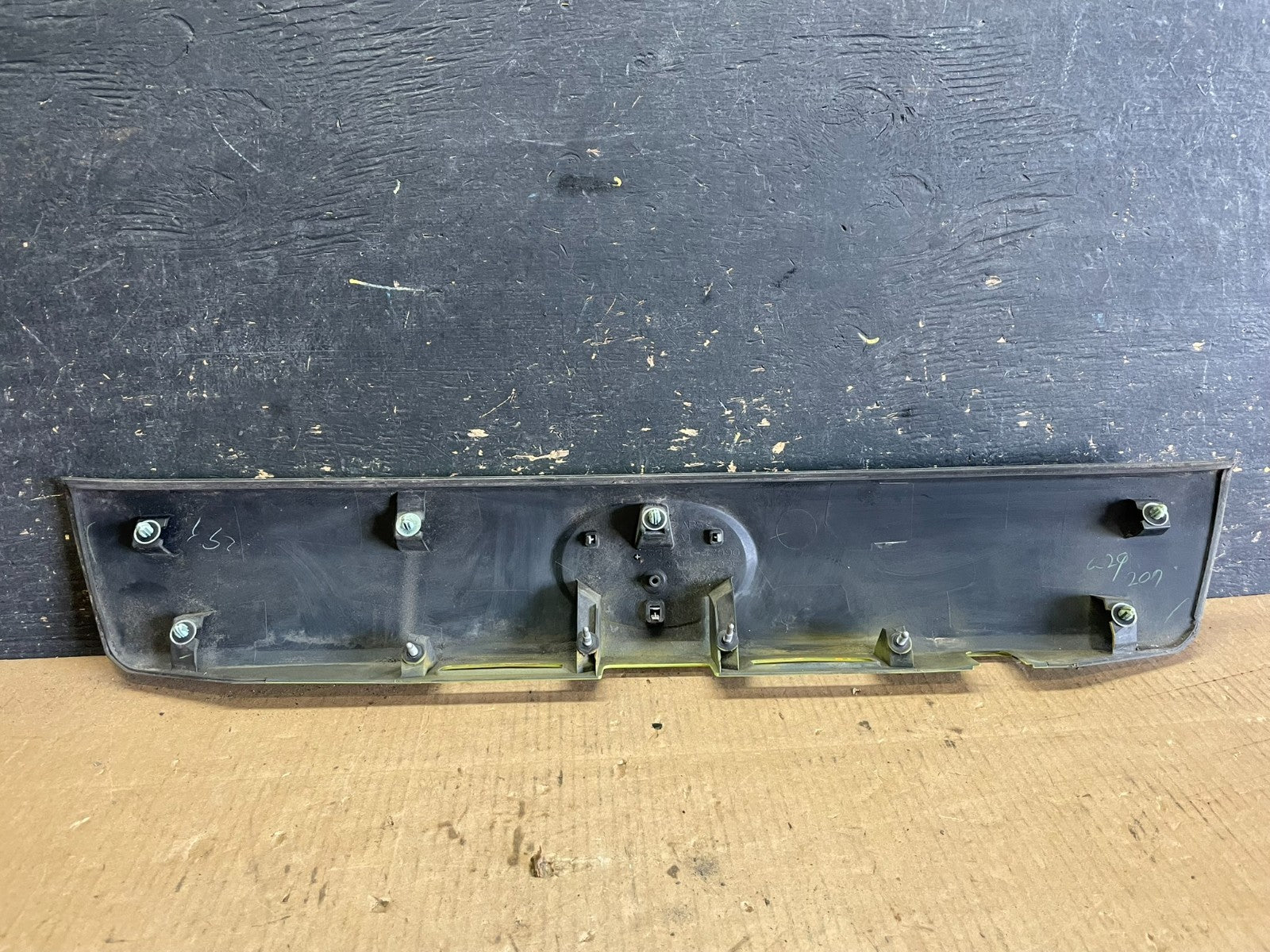 2012 2013 2014 Toyota Prius V Trunk Lid Liftgate Garnish Trim Panel OE AA5899 DG5