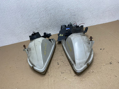 2001 2002 2003 Toyota Sienna Left+Right Side Set Headlights Halogen AF5882 DW11