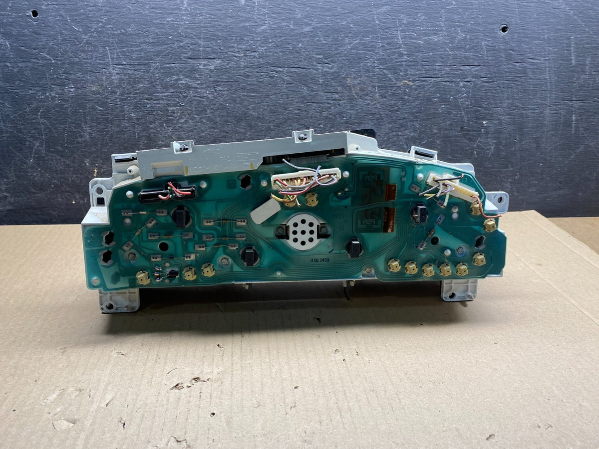 2001-2002 Ford Econoline E250 E350 Van Speedometer Instrument Cluster aj0437 DG4