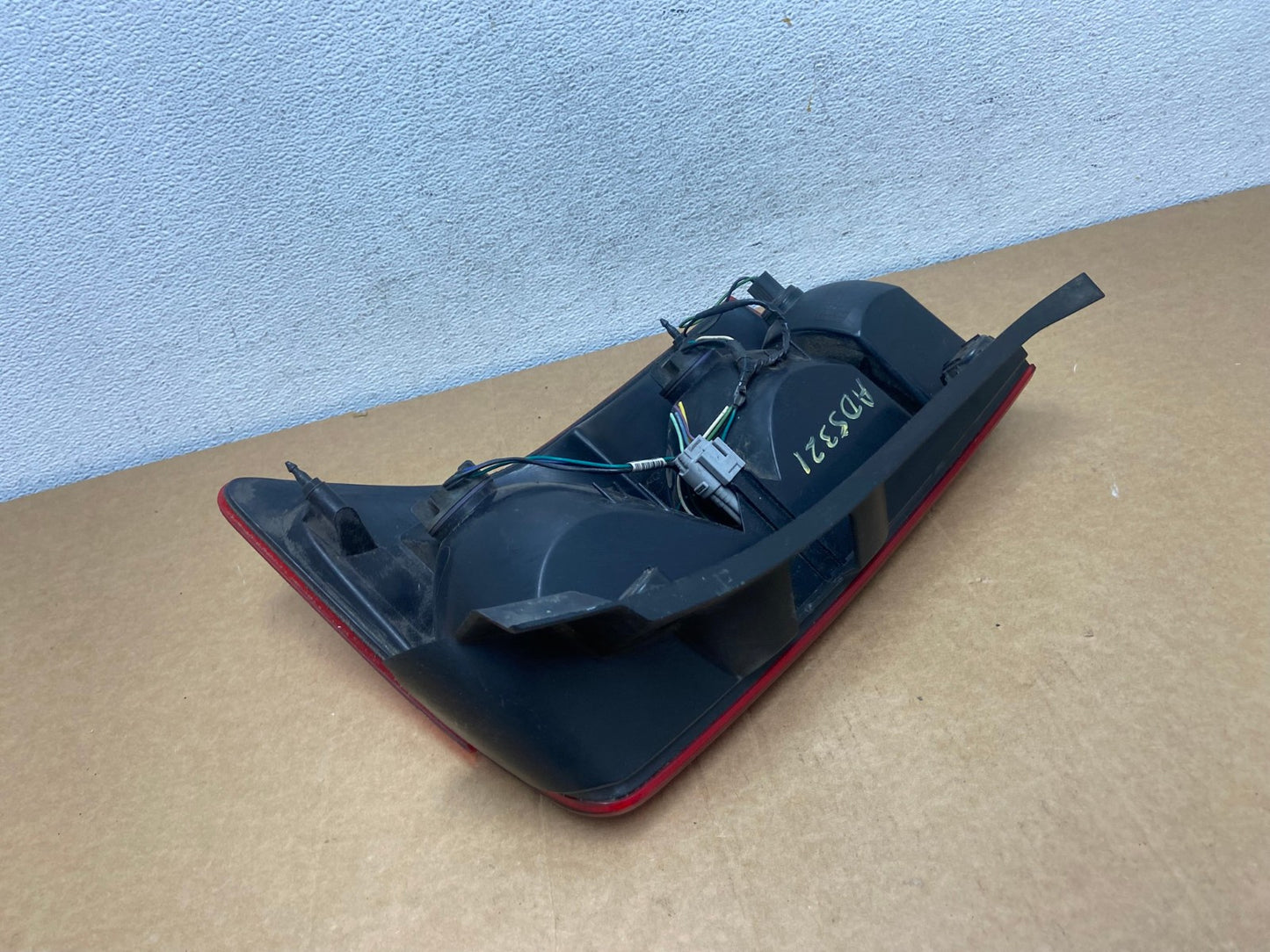 2007 to 2009 Suzuki XL-7 Vitara Left Driver LH Side Tail Light AD5321 LK5