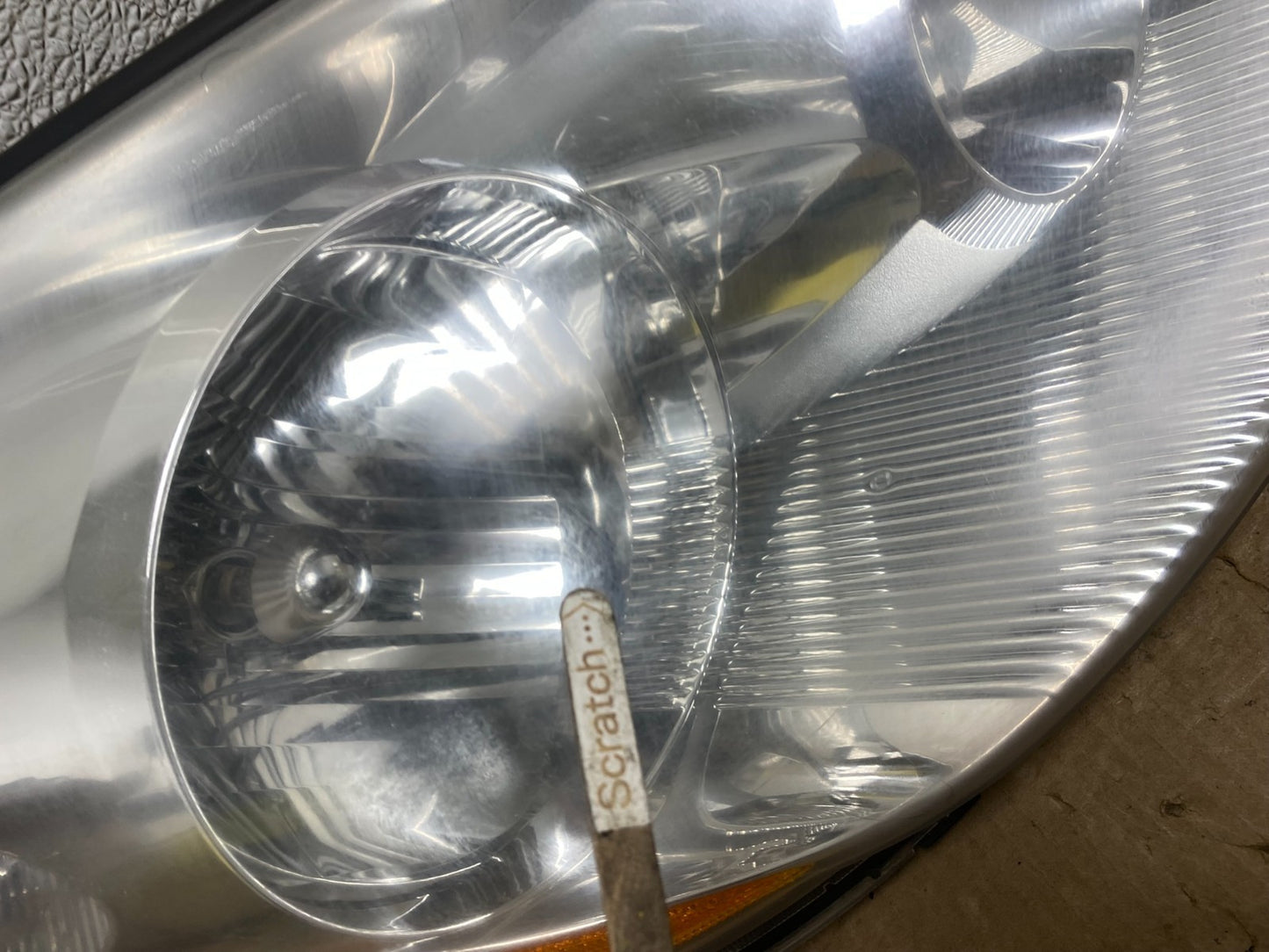 2006 to 2010 Toyota Sienna Left+Right Side Set Headlights Halogen V4560 DW3