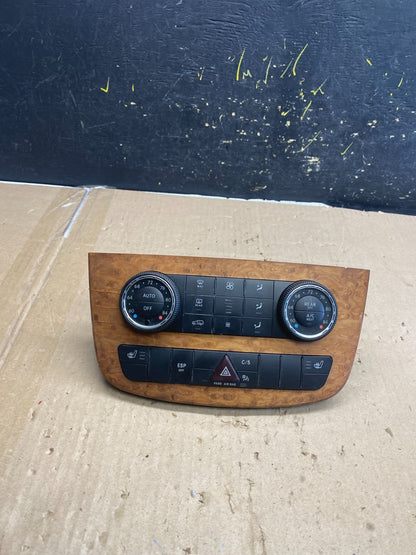 2006 to 2008 Mercedes W251 R350 AC Temp Heater Climate Control OEM ab2142 DG0