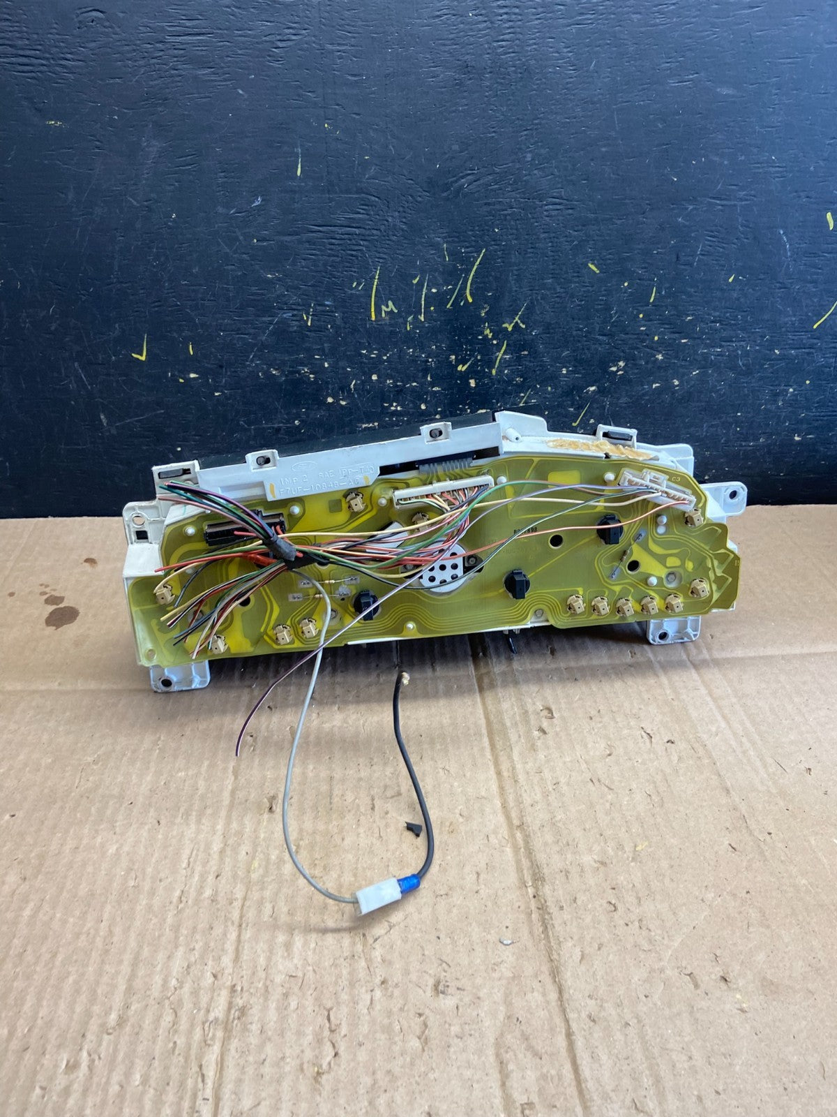 1997 to 2003 Ford E350 VAN Gauge Speedometer Cluster Oem aa8024 DG3