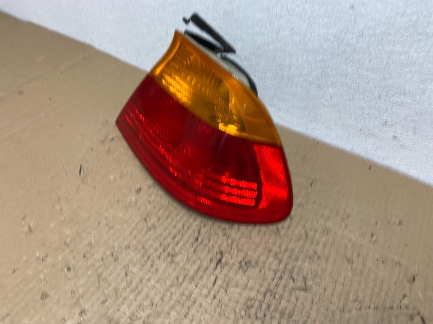1999-2001 Bmw E46 325i 328i 330i Coupe Right Passenger Tail Light AC4154 DG1