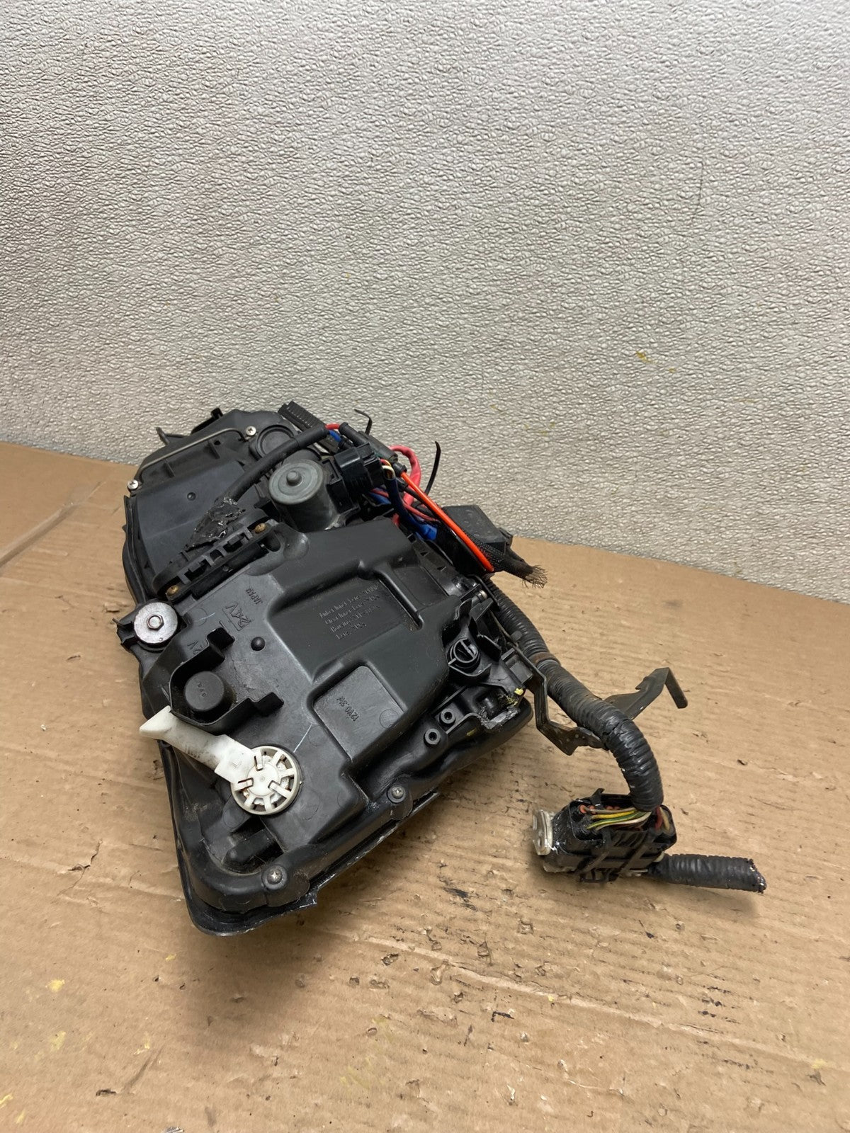2006 - 2010 Lexus IS250 Left Driver LH Side Xenon Headlight OEM AA9533 DG8