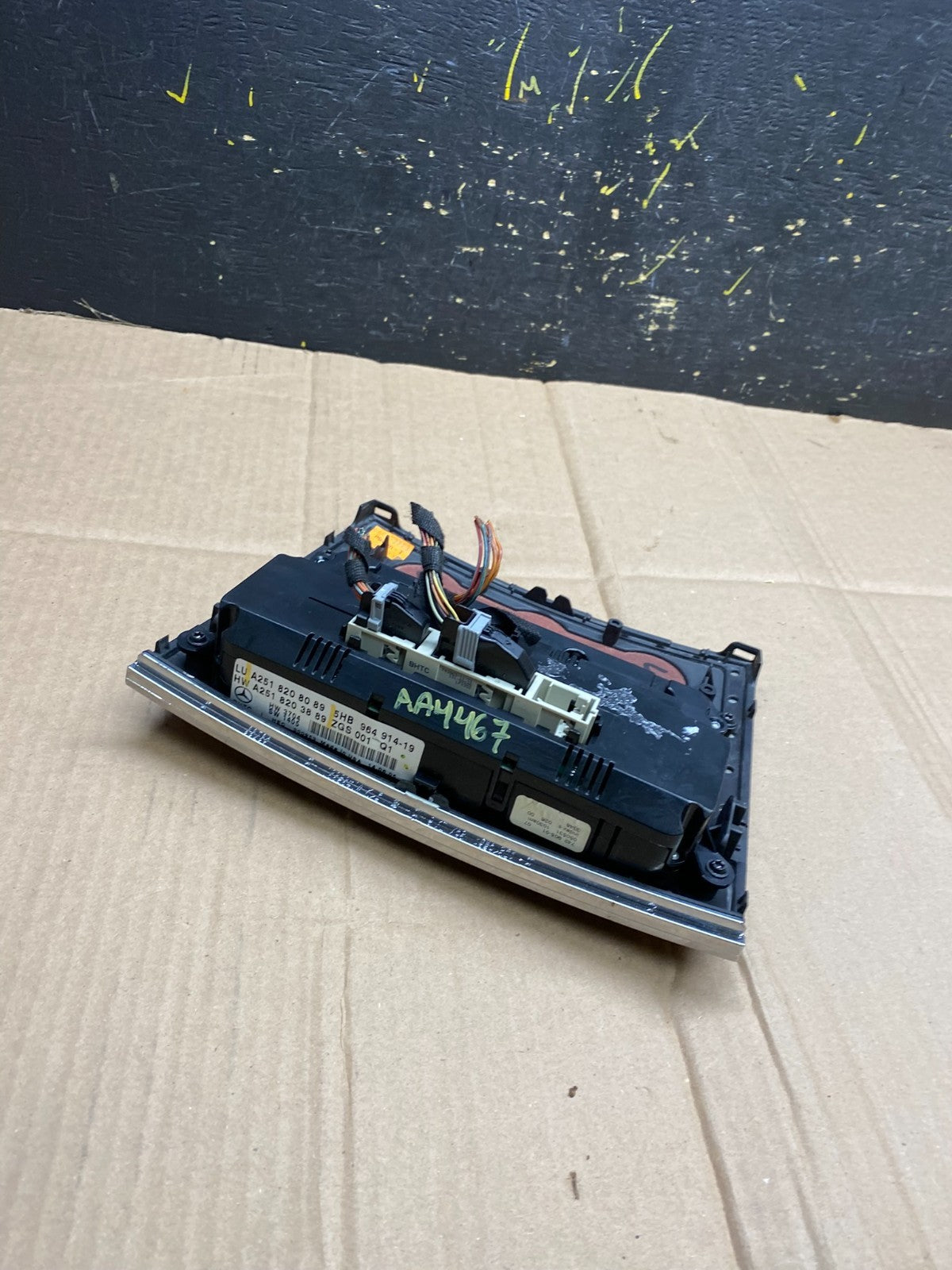 2007 2008 2009 Mercedes W251 R350 AC Temp Heater Climate Control OEM AA4467 DG6