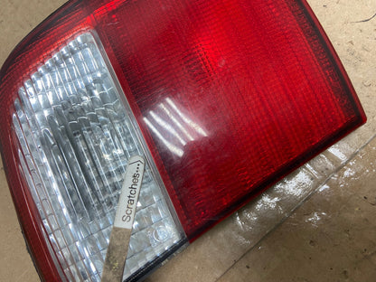 2001 2002 Subaru Forester Left Driver Inner Lid Mounted Tail Light AE6075 LK3