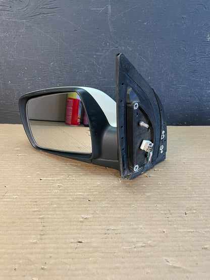 2007-2010 Hyundai Entourage Sedona Left Driver LH Side Door Mirror AF3378 DW2