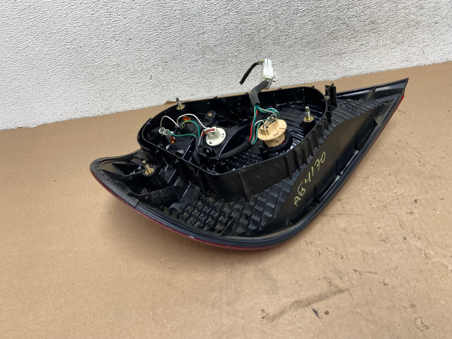 2002 2003 2004 Toyota Camry Tail Light Right Passenger Rh Side AG4170 LK4