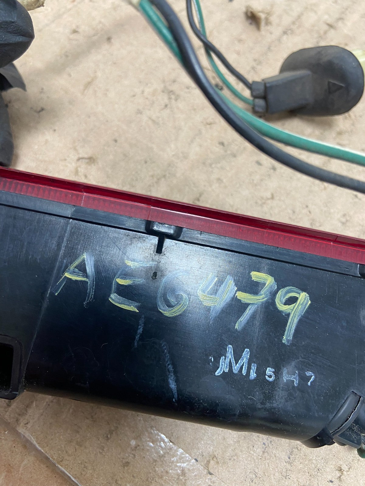 2005 to 2010 Honda Odyssey 3RD Brake Tail Light AE6479 DG5