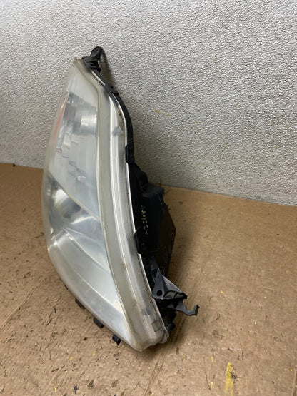 2004-2005 Toyota Prius Right Passenger RH Halogen Headlight AD1106 DW1