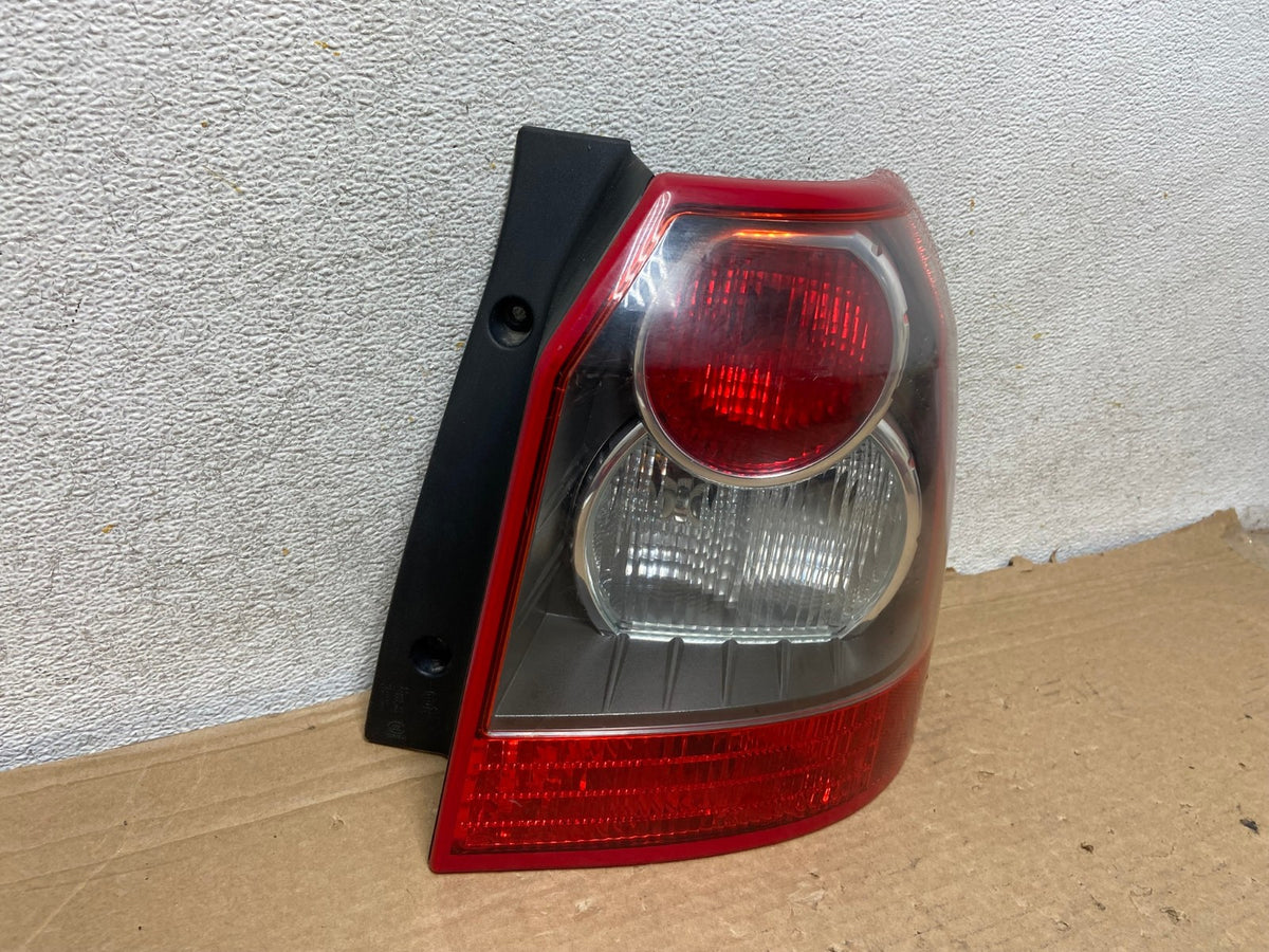 2008 to 2010 Land Rover Lr2 Right Passenger RH Side Tail Light AH8481 LK1