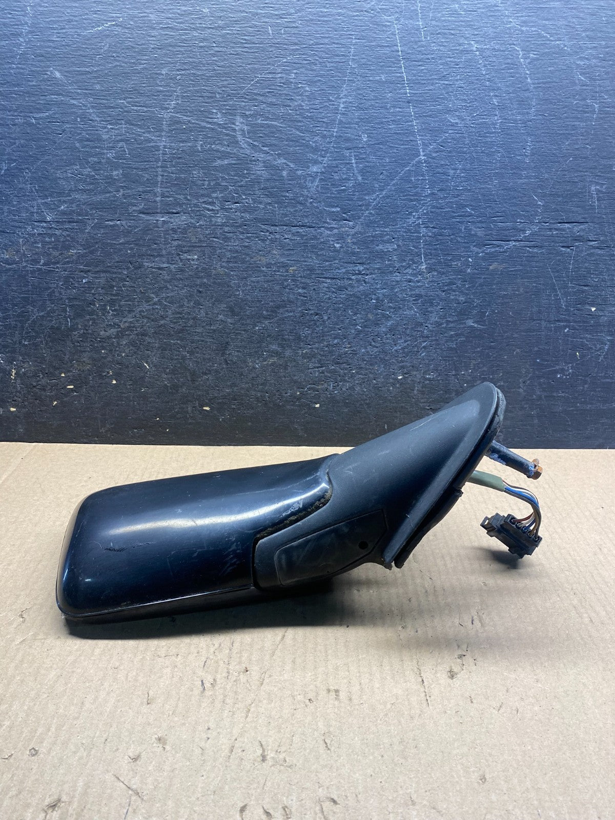 1993 to 1999 Volkswagen Golf Right Passenger Side View Door Mirror AH32923