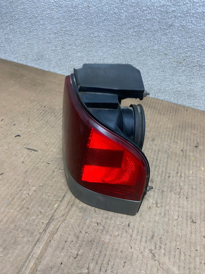 1989 to 1990 Mercury Cougar Right Passenger RH Side Tail Light AA64381