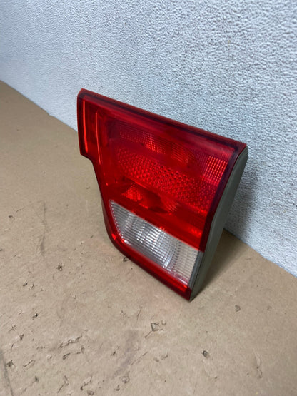 2011-2013 Jeep Grand Cherokee Right Passenger Rh Inner Tail Light AG4226 LK1