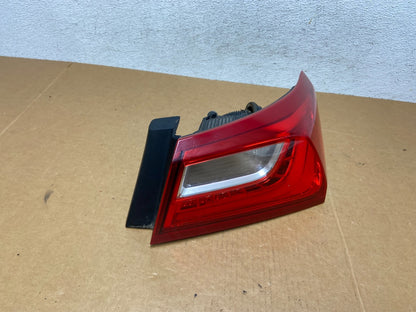 2016 - 2020 Chevrolet Malibu Right Passenger RH Side Tail Light AD8975 DG2