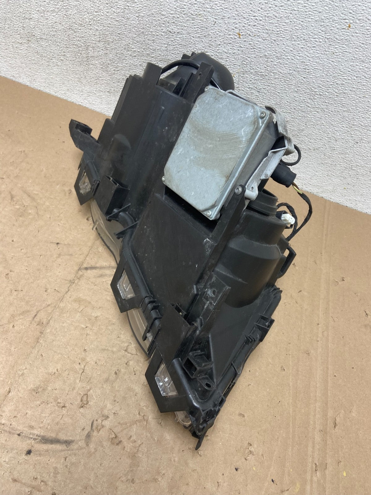 2002 to 2003 BMW 325Ci 330Ci E46 Coupe Left Side Xenon Headlight AG4946 DW4