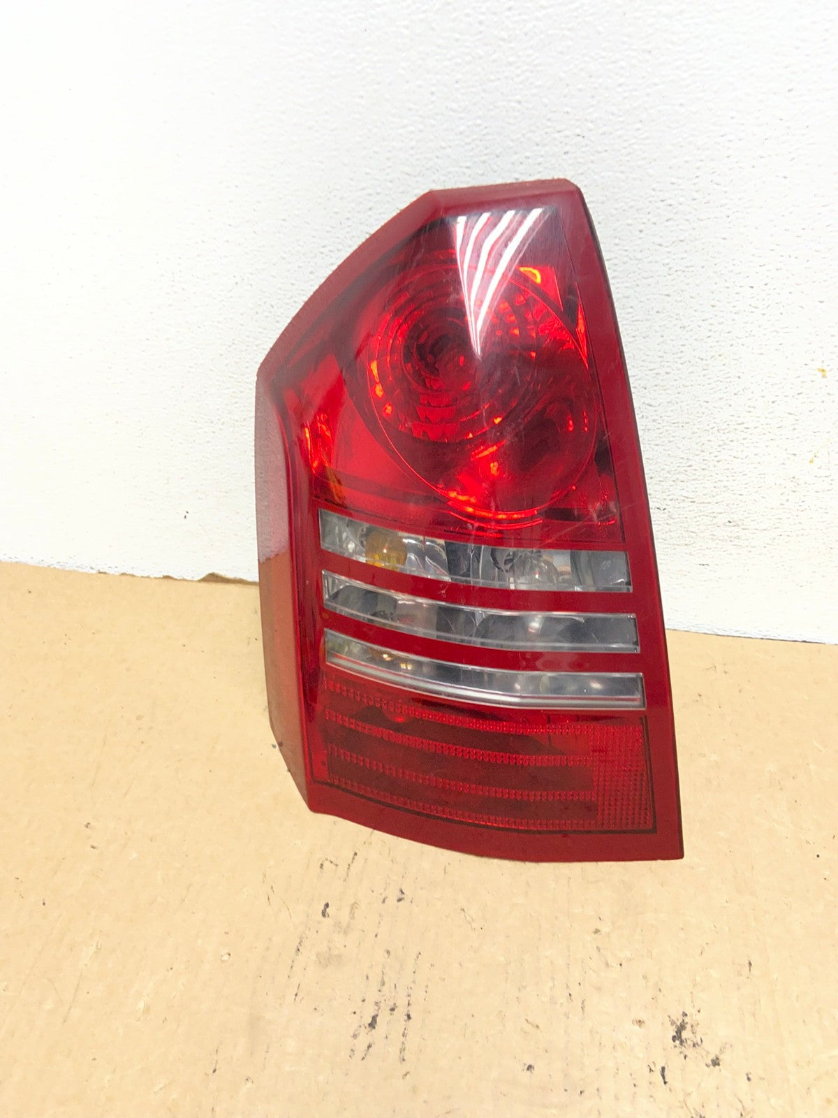2005 2006 2007 Chrysler 300 Left Driver LH Side Tail Light AG2276 LK0