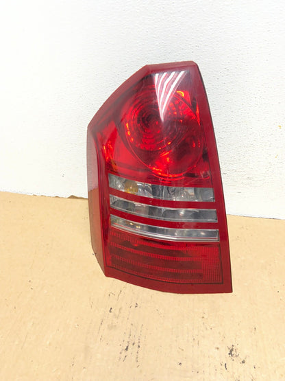 2005 2006 2007 Chrysler 300 Left Driver LH Side Tail Light AG2276 LK0