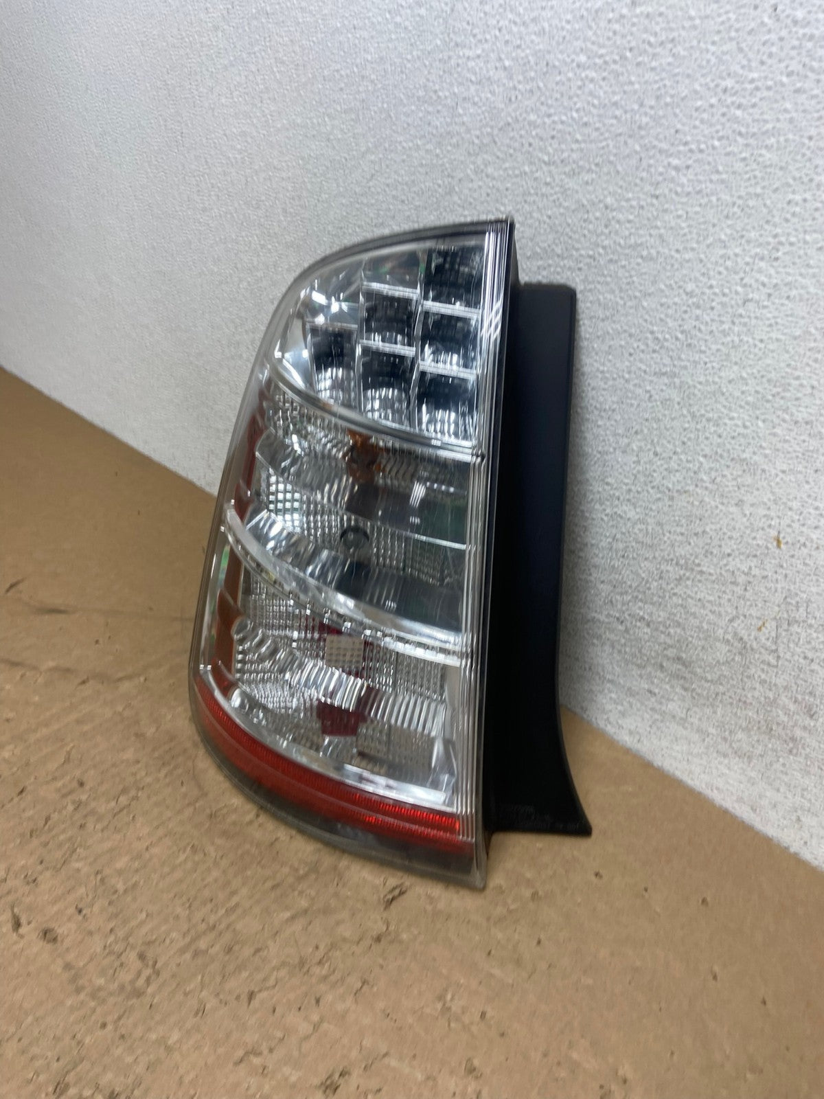 2006 2007 2008 2009 Toyota Prius Tail Light Left Driver LH AG1236 LK1