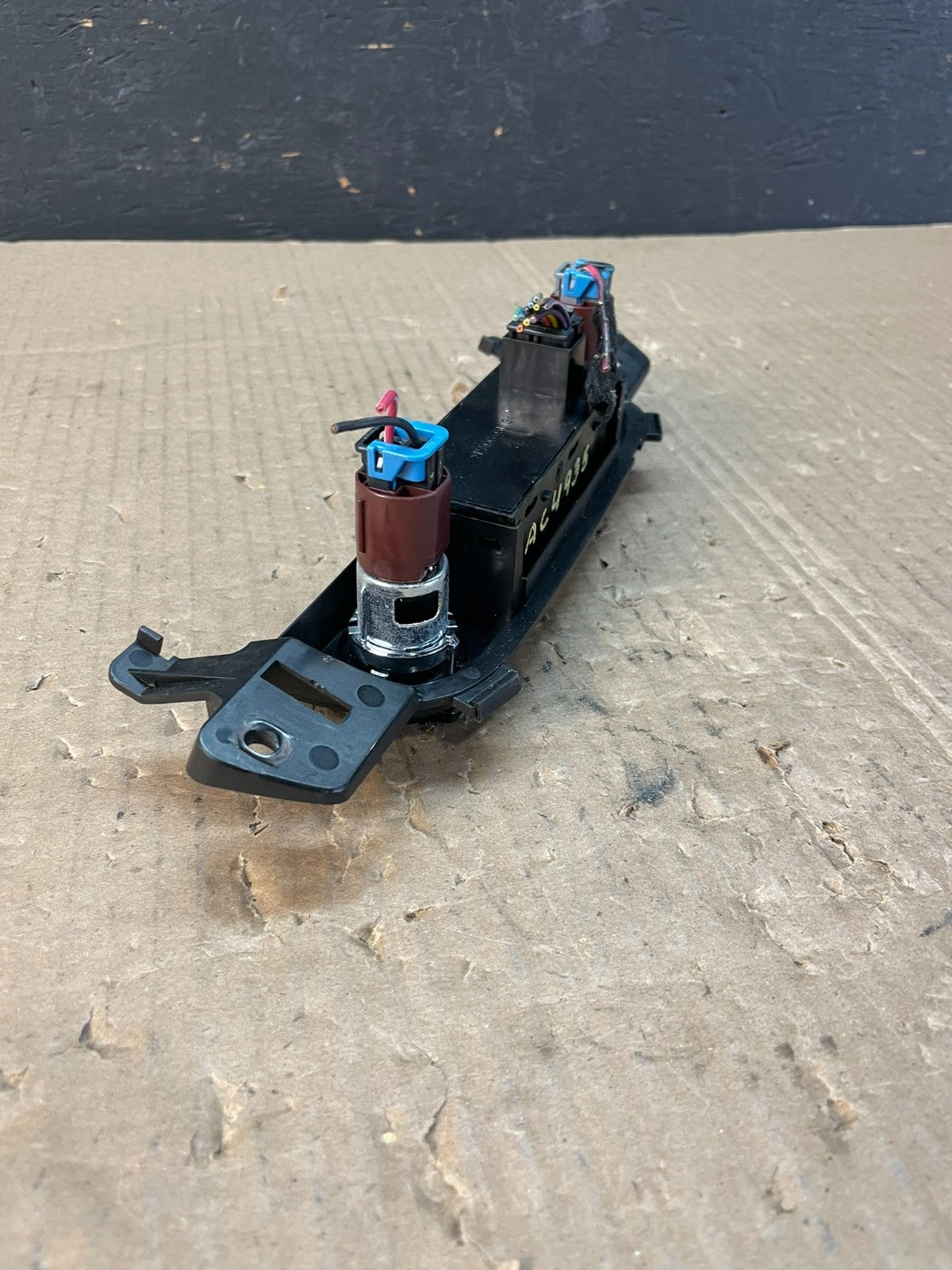 2007 - 2014 Chevrolet Tahoe Yukon Pedal Traction Control Switch OEM AC4935 DG4