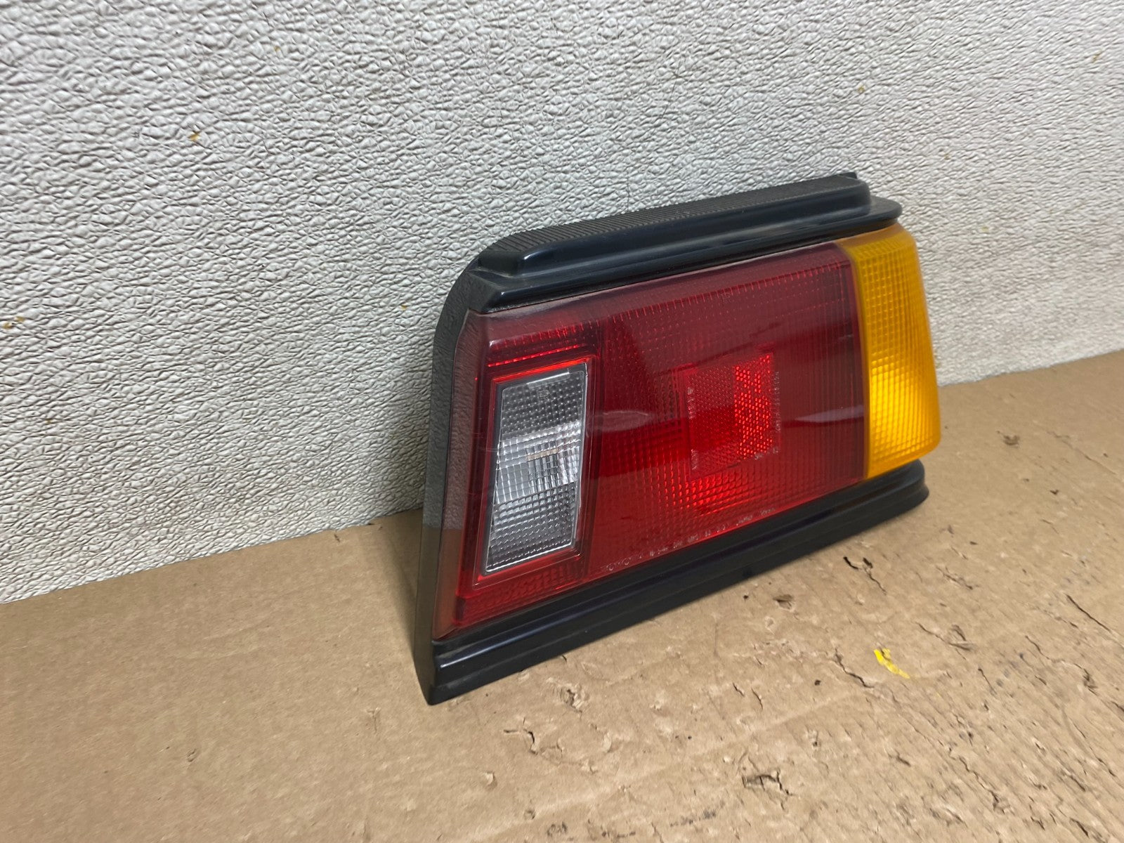 1983 to 1986 Toyota Tercel Right Passenger RH Side Tail Light Oem T7692 DG2