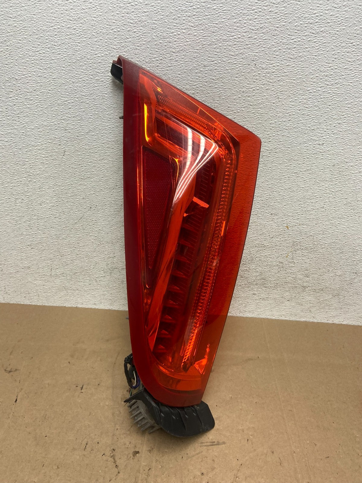 2013 to 2017 Cadillac XTS Left Driver LH Tail Light AE6018 DW0