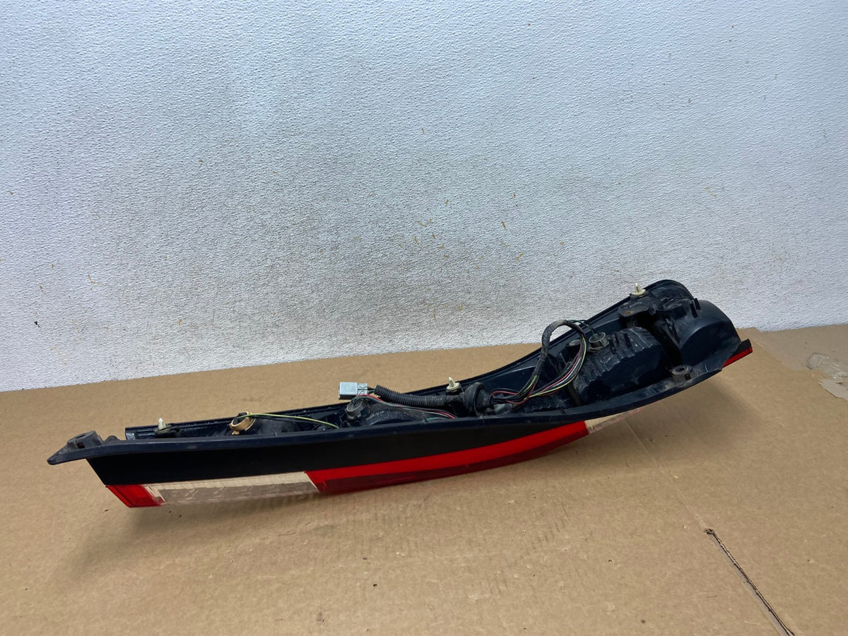 2005 to 2006 Honda Cr-v Crv Left Driver LH Tail Light AI2641 LK7