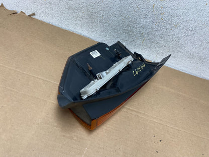 2002 to 2009 Gmc Envoy Left Driver Lh Side Tail Light AH3092 DW5