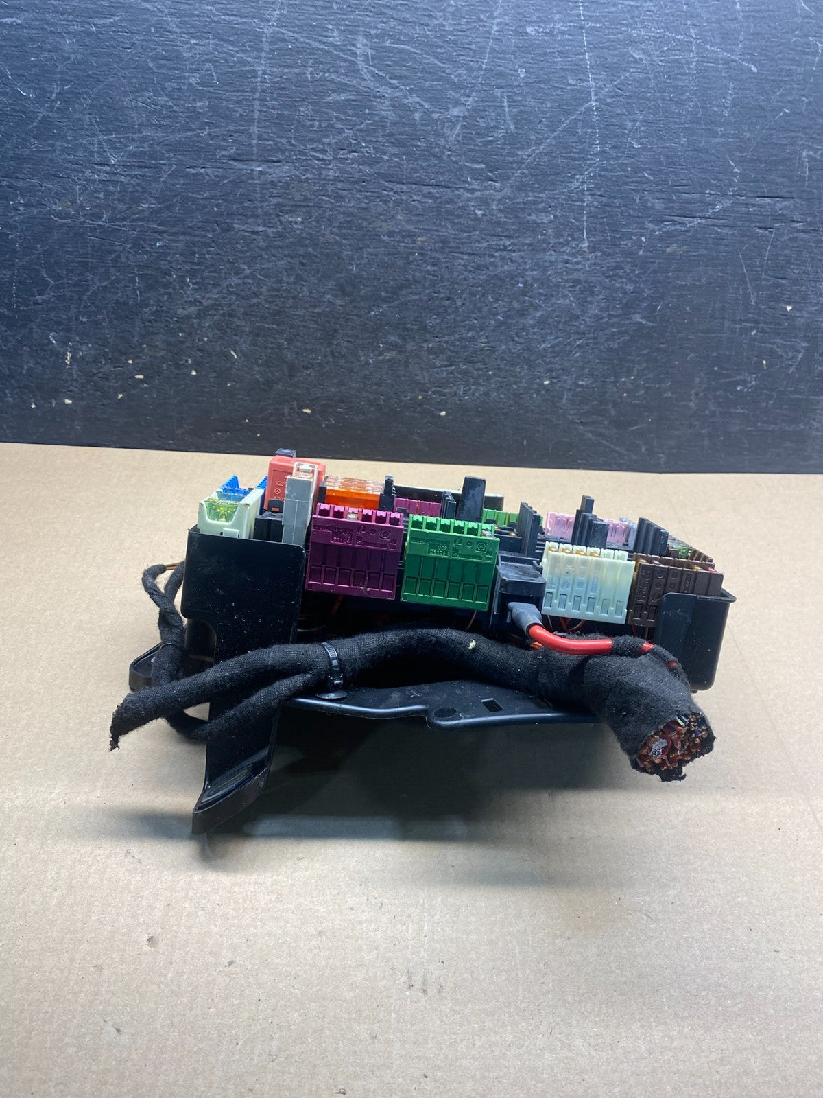 2015 to 2017 Mercedes-Benz W217 Fuse Box AH3392 PS1
