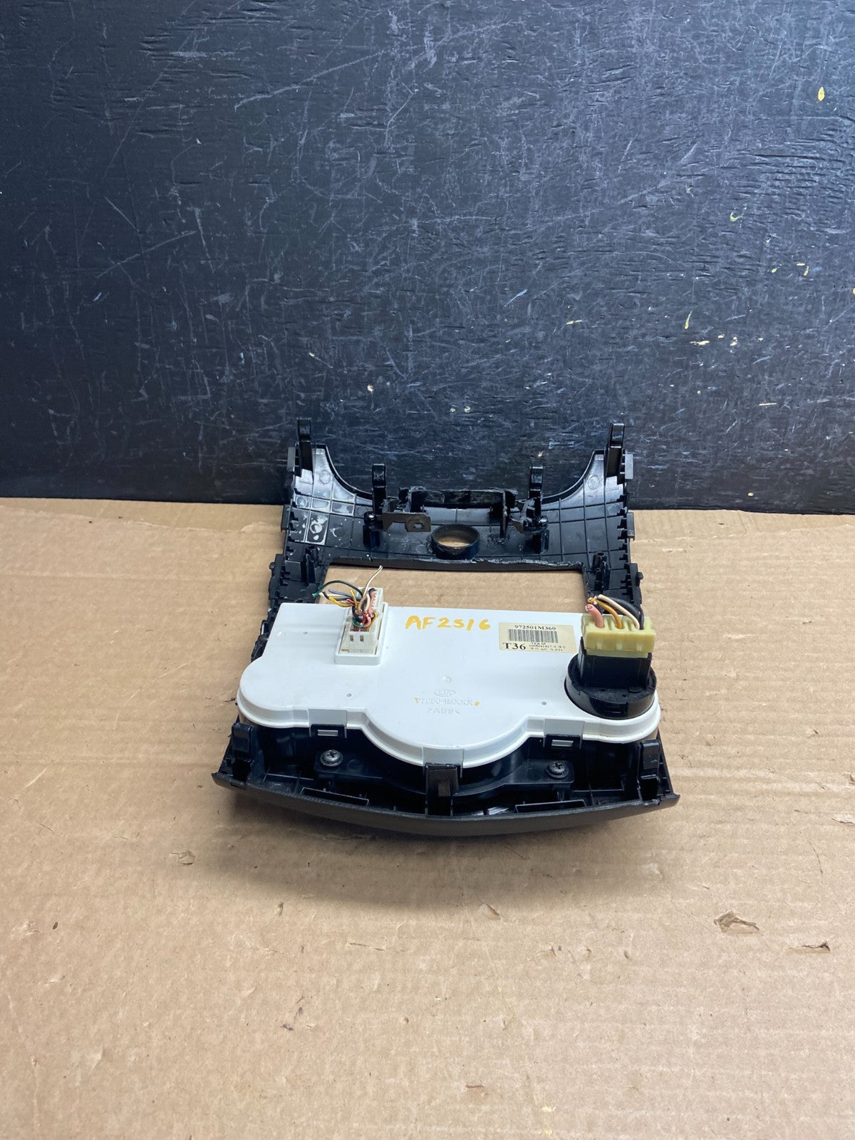 2010 - 2013 Kia Forte Radio Climate Control A/C Heater Bezel Trim AF2516 DG4