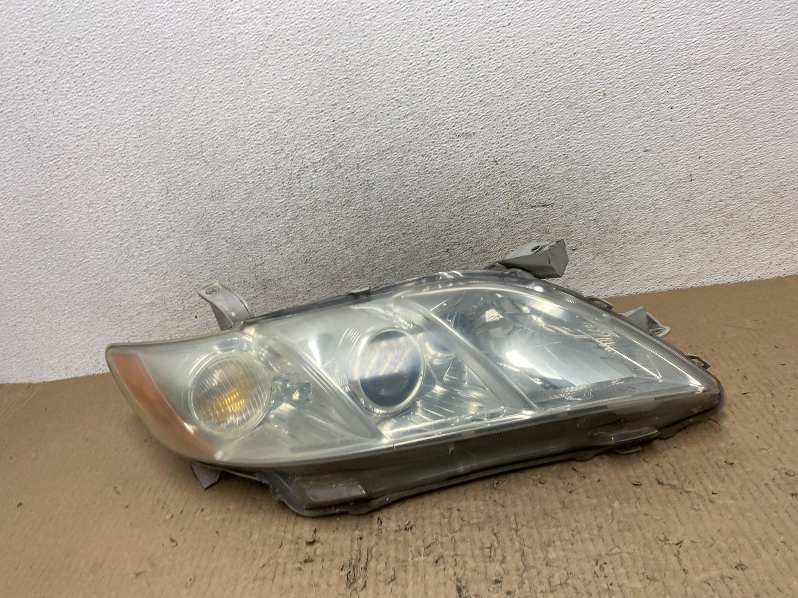 2007 - 2009 Toyota Camry Halogen Right Passenger Headlight AF7261 DW0
