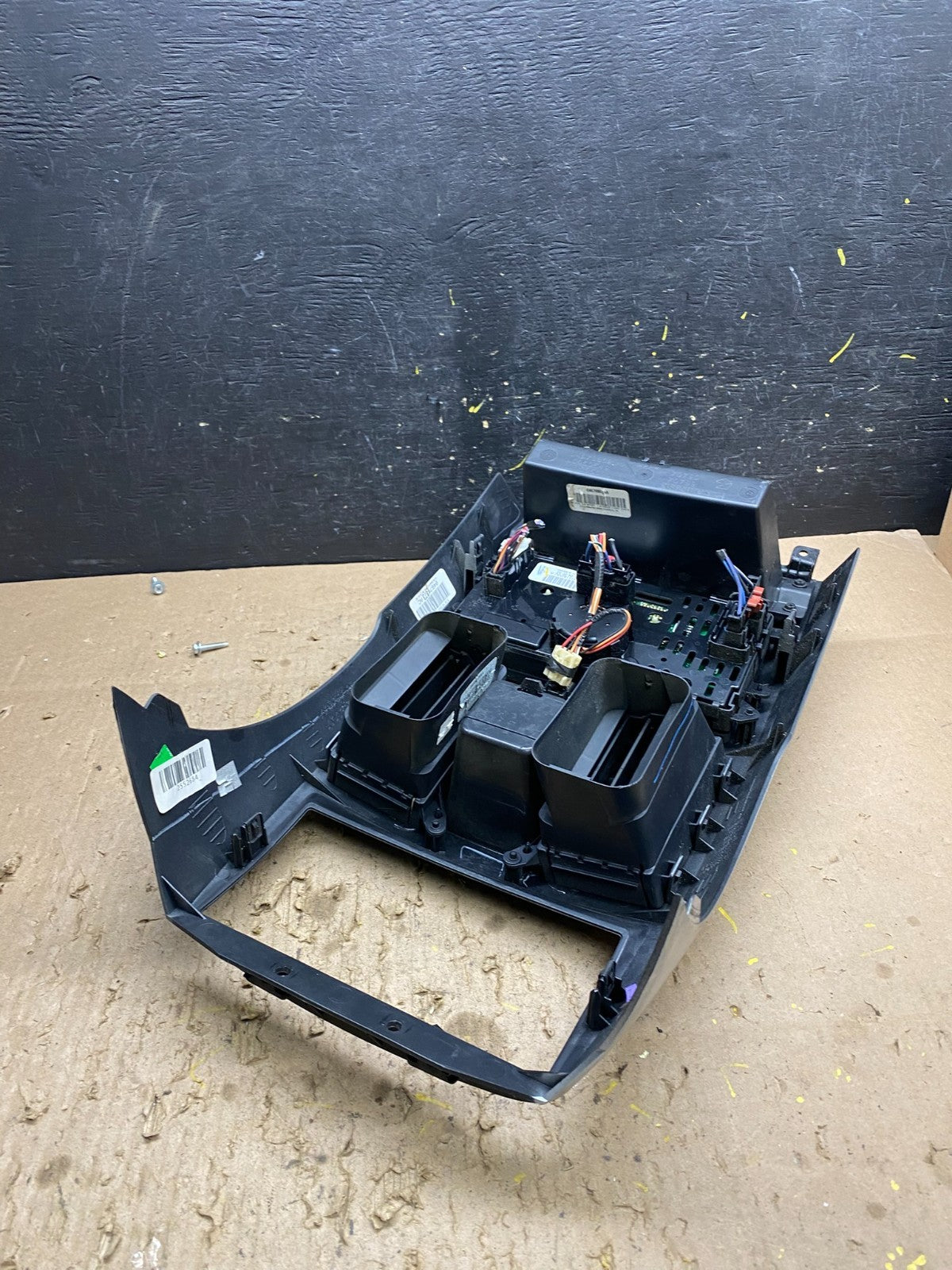2008-2010 Dodge Grand Caravan A/C Climate Control Unit Bezel Trim T8637 DG3