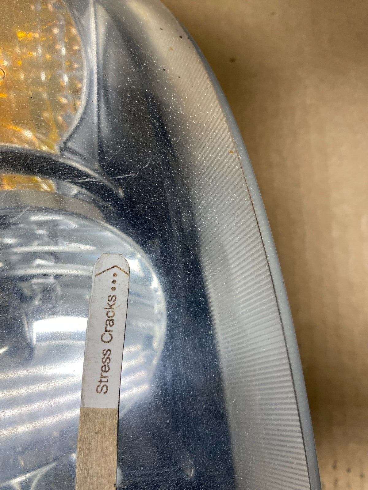 2005 - 2007 Ford Escape Headlights Left+Right Halogen AH4040 DW7