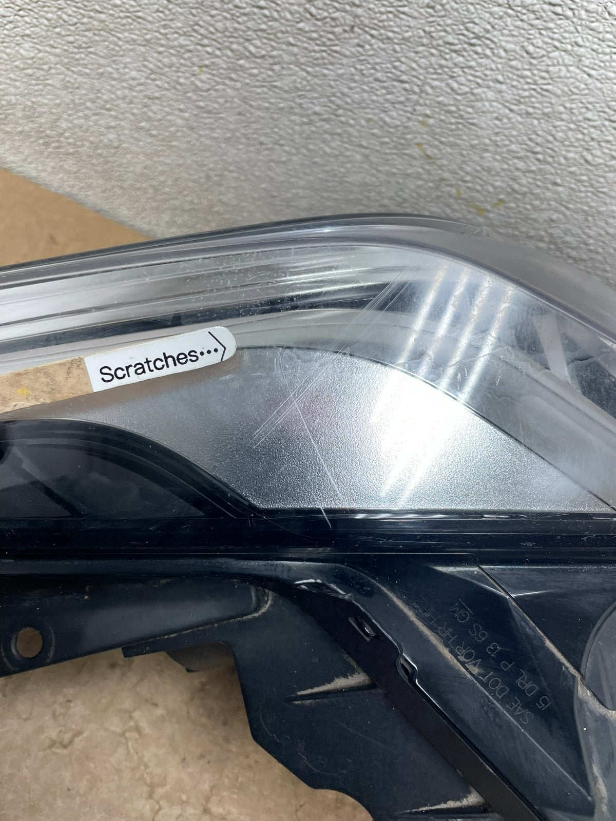 2013 to 2018 Cadillac Ats Left Driver LH Side Halogen Headlight OEM Y8932 DW3
