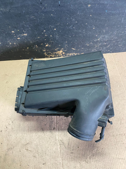 2007 to 2010 BMW X5 Air Intake Cleaner Filter Housing Box S9791 DG2