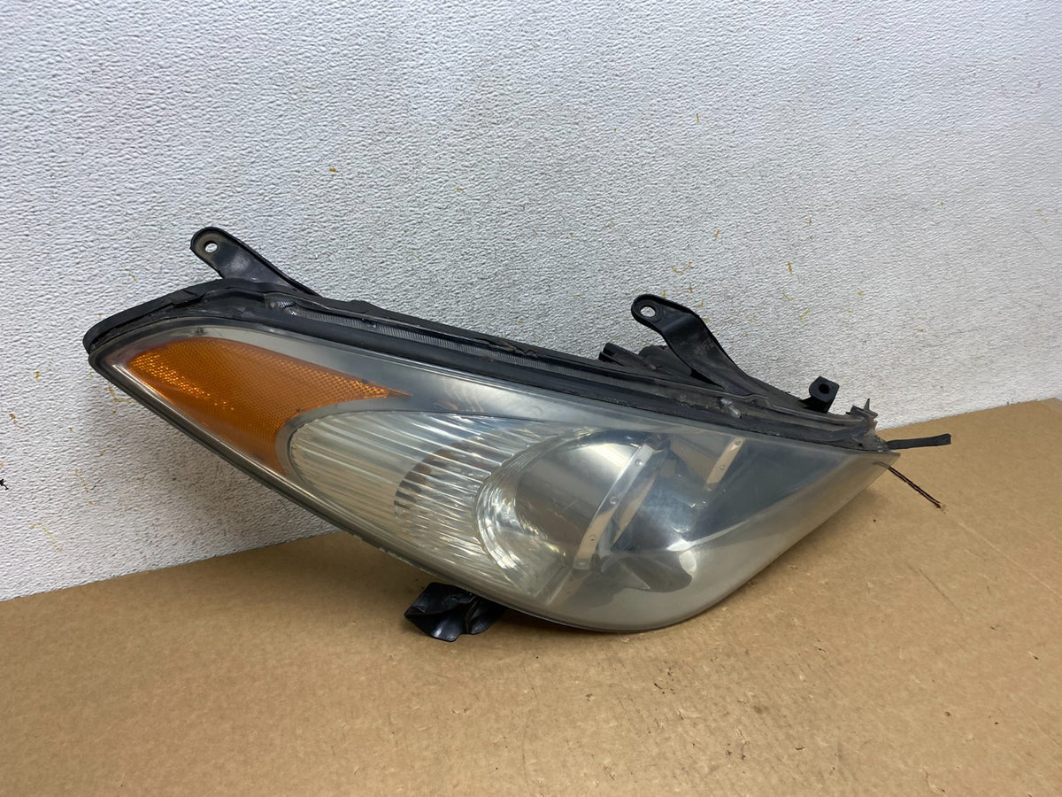 2004 2005 2006 Toyota Solara Halogen Headlight Right Passenger Side AI3304 DW2