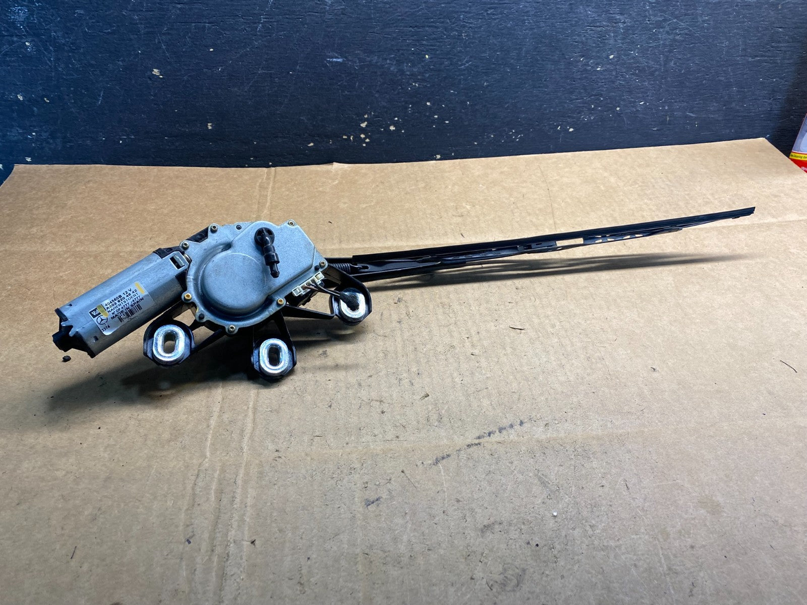 2001-2005 C240 C320 W203  Rear Glass Windshield Wiper Motor y1442 DG5