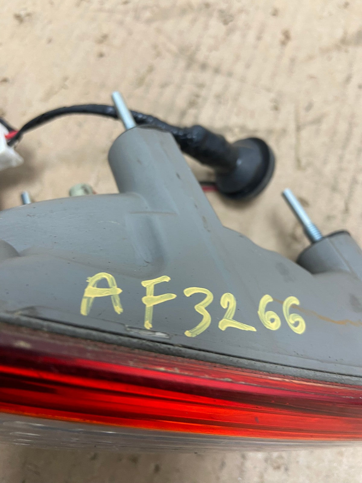2011-2014 Nissan Murano Right Passenger RH Side Inner Tail Light AF3266 LK7
